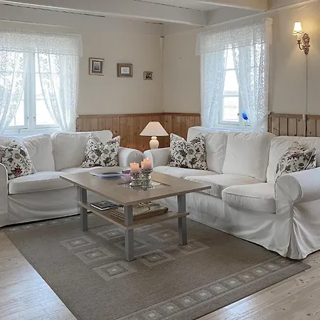 Дом отдыха 3 Bedroom Amazing In