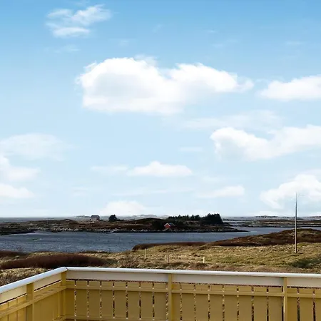 3 Bedroom Amazing In Holiday home